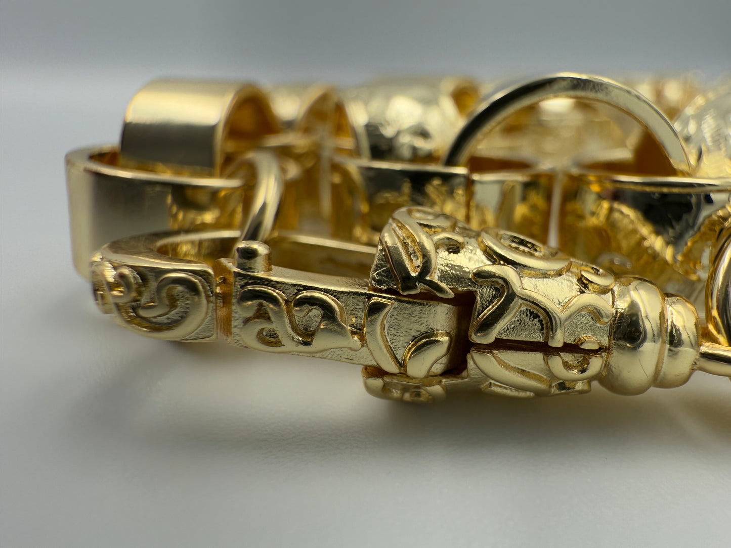 Cadena Belcher de 14 mm rellena de oro de 9 quilates
