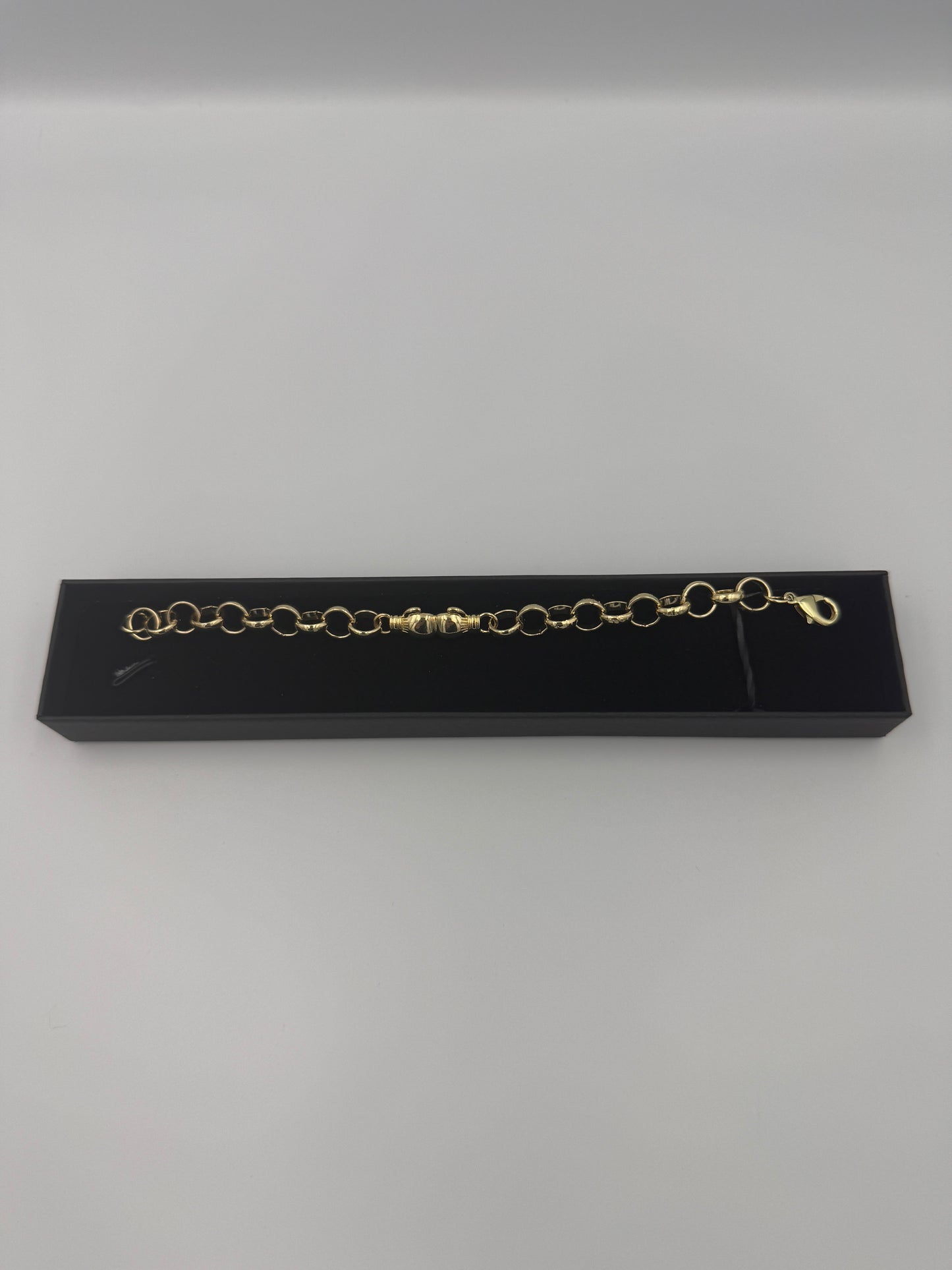Pulsera Belcher con guante de boxeo bañado en oro para niños